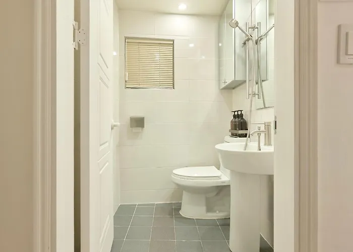 New Rombus Villa *